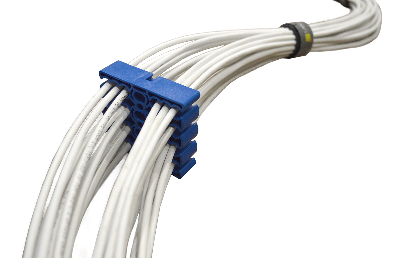 кабель выравнивания потенциалов 1,5 м. обжимка витой пары ftp 5e. медная шина заземления гзш-20-100-10. протяжка для кабеля 30 метров. коробка уравнивания потенциалов э1031.